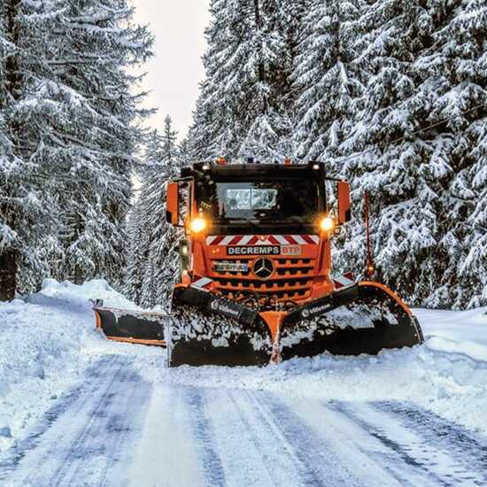 ’engins de déneigement BTP